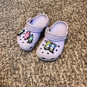 Light purple crocs